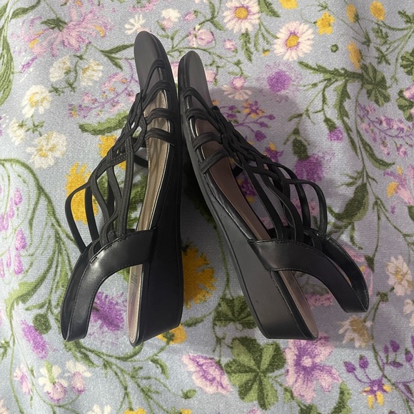 Impo Black Strappy Sandals 10 - Picture 9 of 16